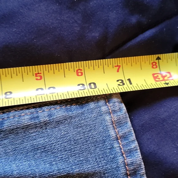 classic Levi's - Picture 6 of 6